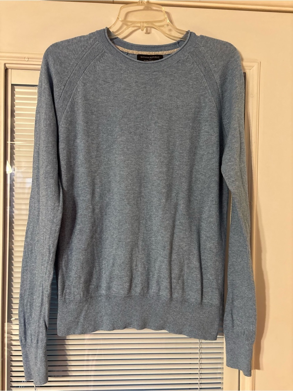 Banana Republic Men's Heather Sky Blue Crewneck Sweater
